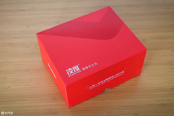 与海思联合出品 测凌度Z320行车记录仪