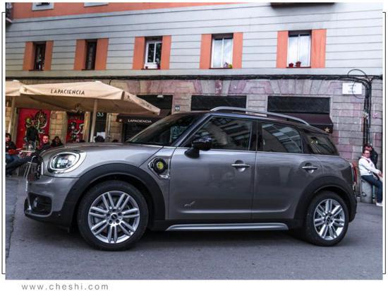 MINI Cooper SE曝光 搭1.5L插混/续航提升