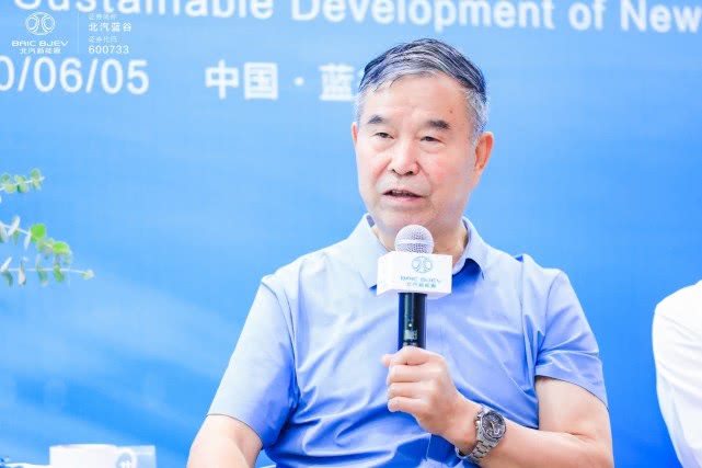 新能源车“换电模式”站上风口，经济性/电池标准成关键因素