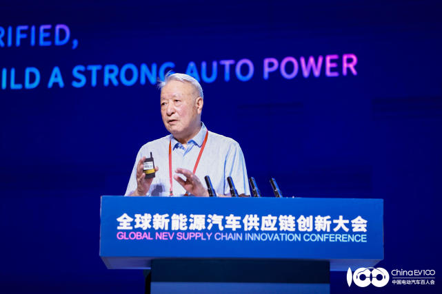 王秉刚：新能源技术路线图将力挺混动 未来15年“禁燃油车”不符合国情