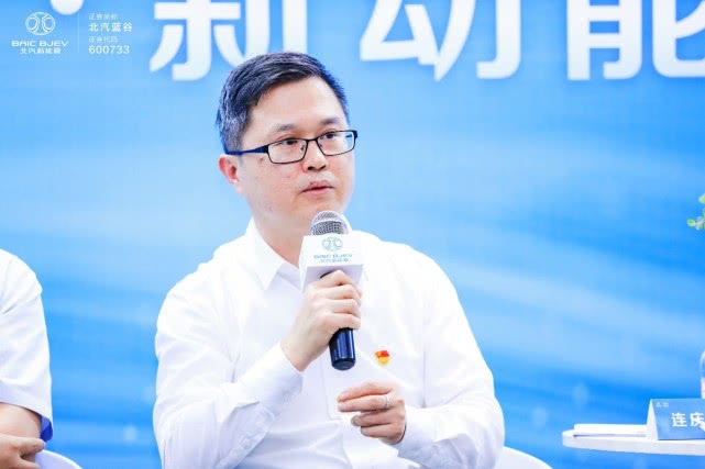 新能源车“换电模式”站上风口，经济性/电池标准成关键因素
