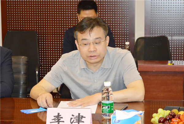 武汉市汉阳区领导莅临北京五方天雅汽车服务园参观考察