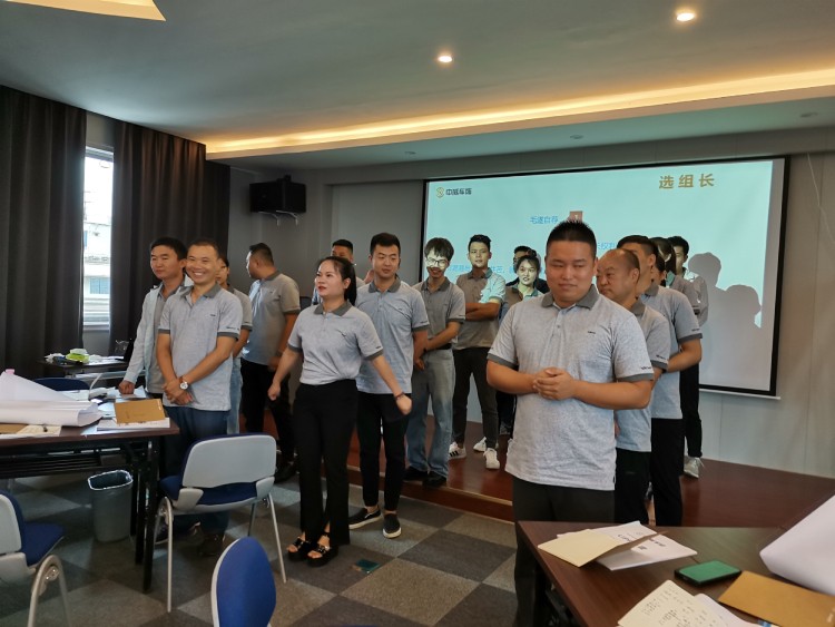 这一届中威车饰学员有点狠！去桂林3天3夜不玩耍？！