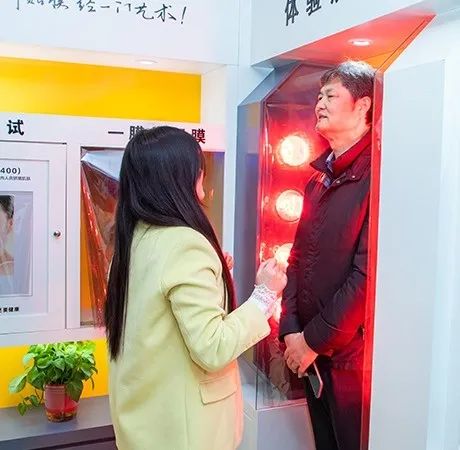 常州山由帝杉董事长谭建岗一行莅临精一门科技参观考察