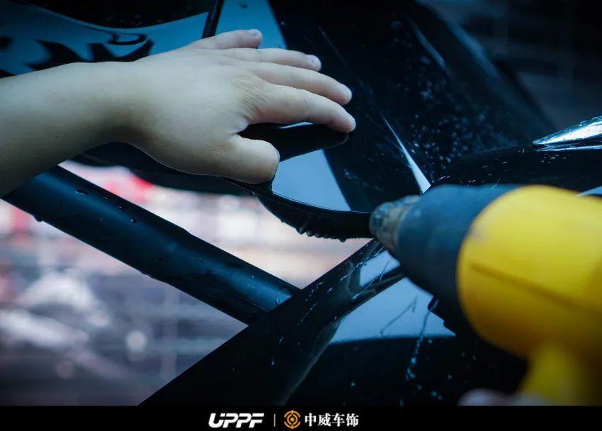 贴膜这事儿上，你是佛系派还是讲究派？