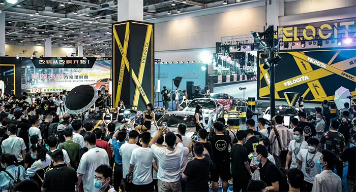 疫情防控关键期，在家可以这样玩车