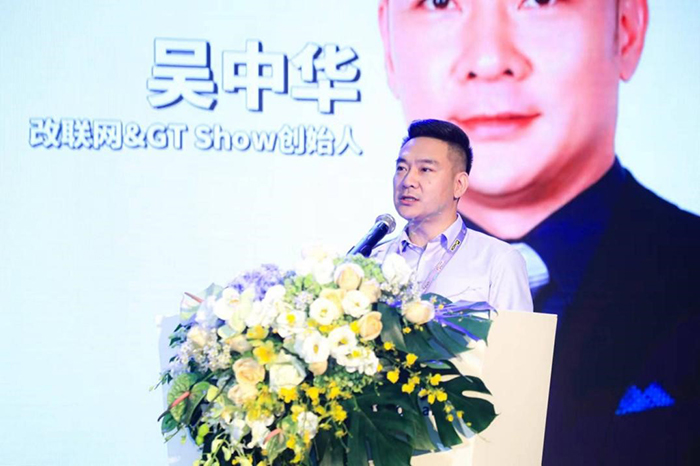 疫情防控关键期，在家可以这样玩车