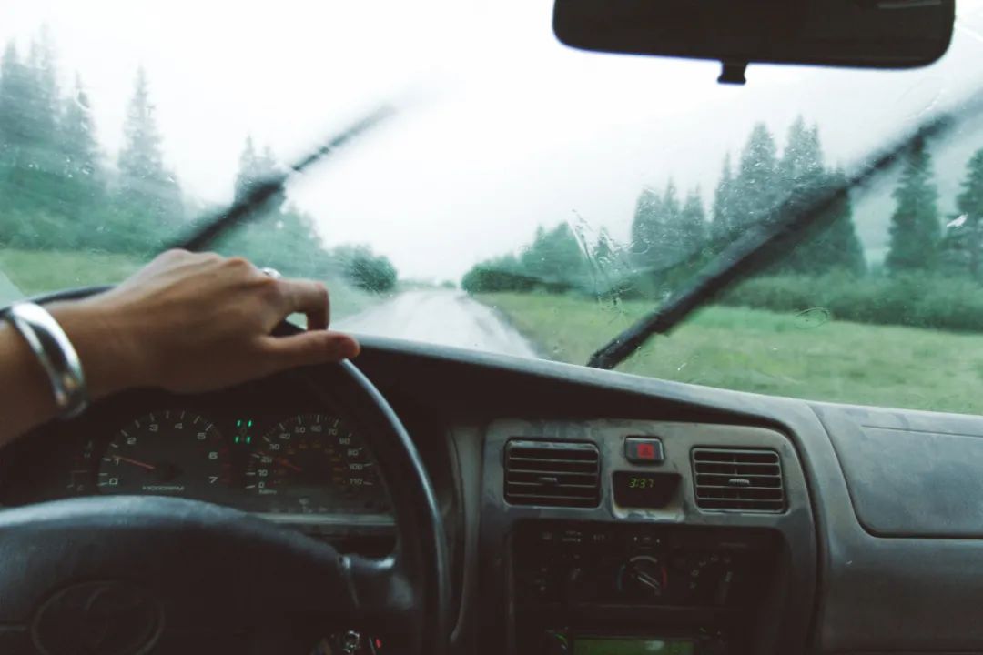 雨刮的设计寿命有5年，为什么我的1年就坏了