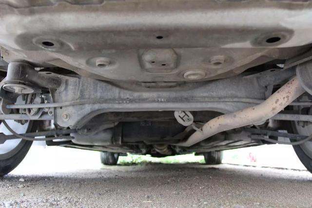 买二手车，车龄长和里程多选哪个比较好？