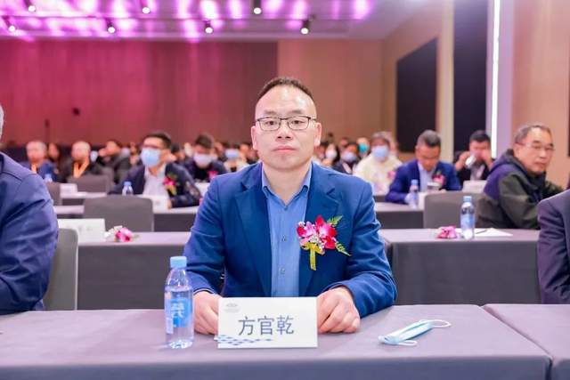 聚力前行！中威车饰杯慧聪汽车2022年度汽车后市场品牌盛会荣耀盛典隆重召开