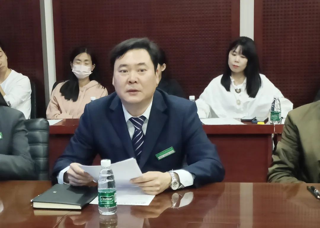 五方天雅组织园区商户进行汽车行业商标保护培训