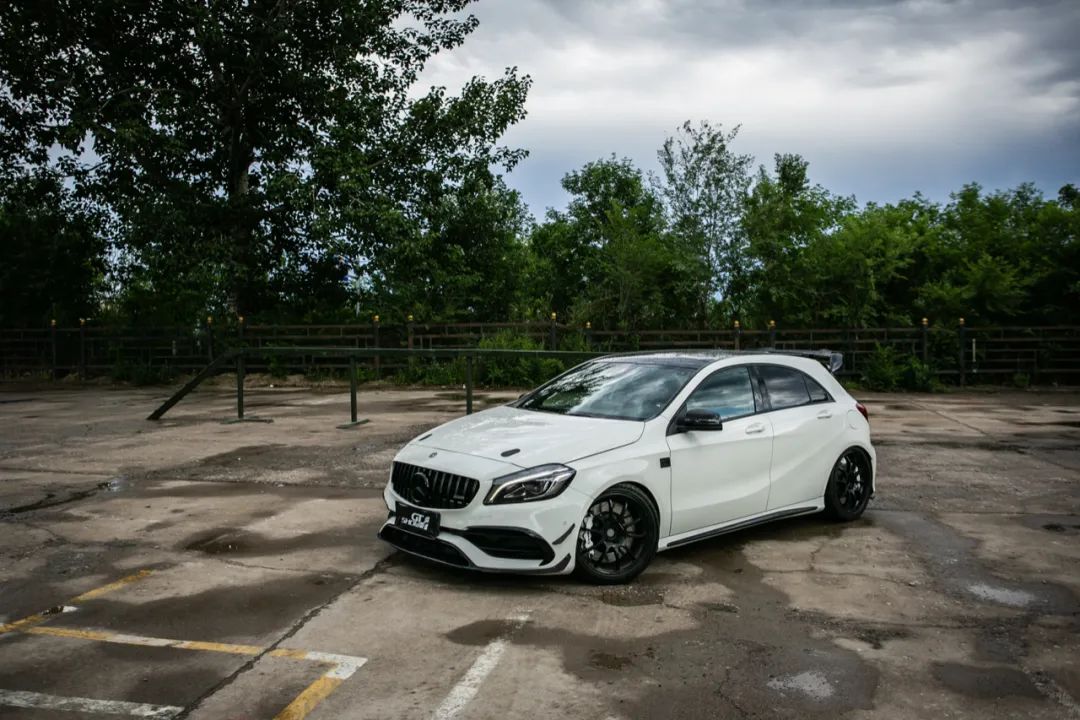 貌似原厂的猛兽，奔驰AMG A45改装鉴赏