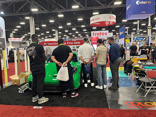 步履不停.卡莱斯闪耀北美ISA Sign Expo