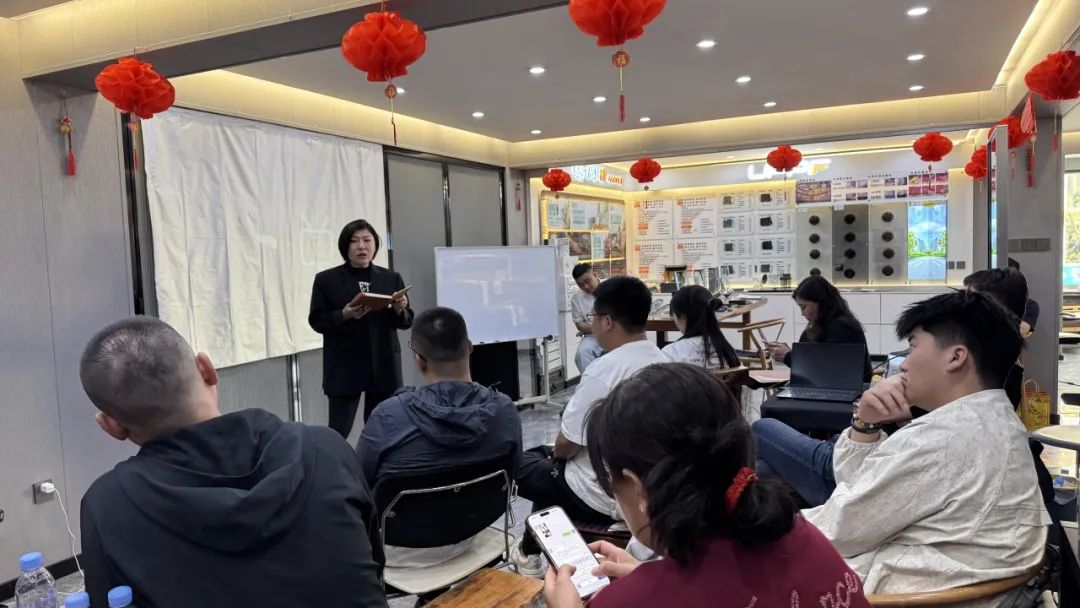 5.1别人旅游，他们学游，当后市场人在学游时，他们究竟学了什么？